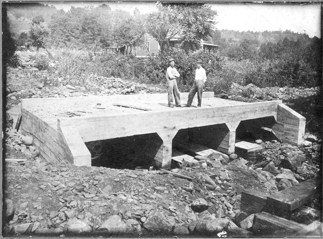 earlybridgeconstruction.jpg