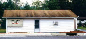 uphbldg.jpg (9693 bytes)